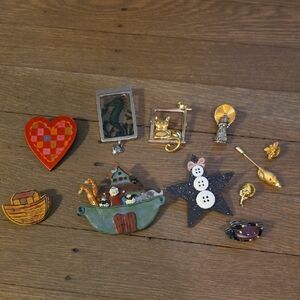 Assorted Decorative Pins and Brooches:  Set Of 11